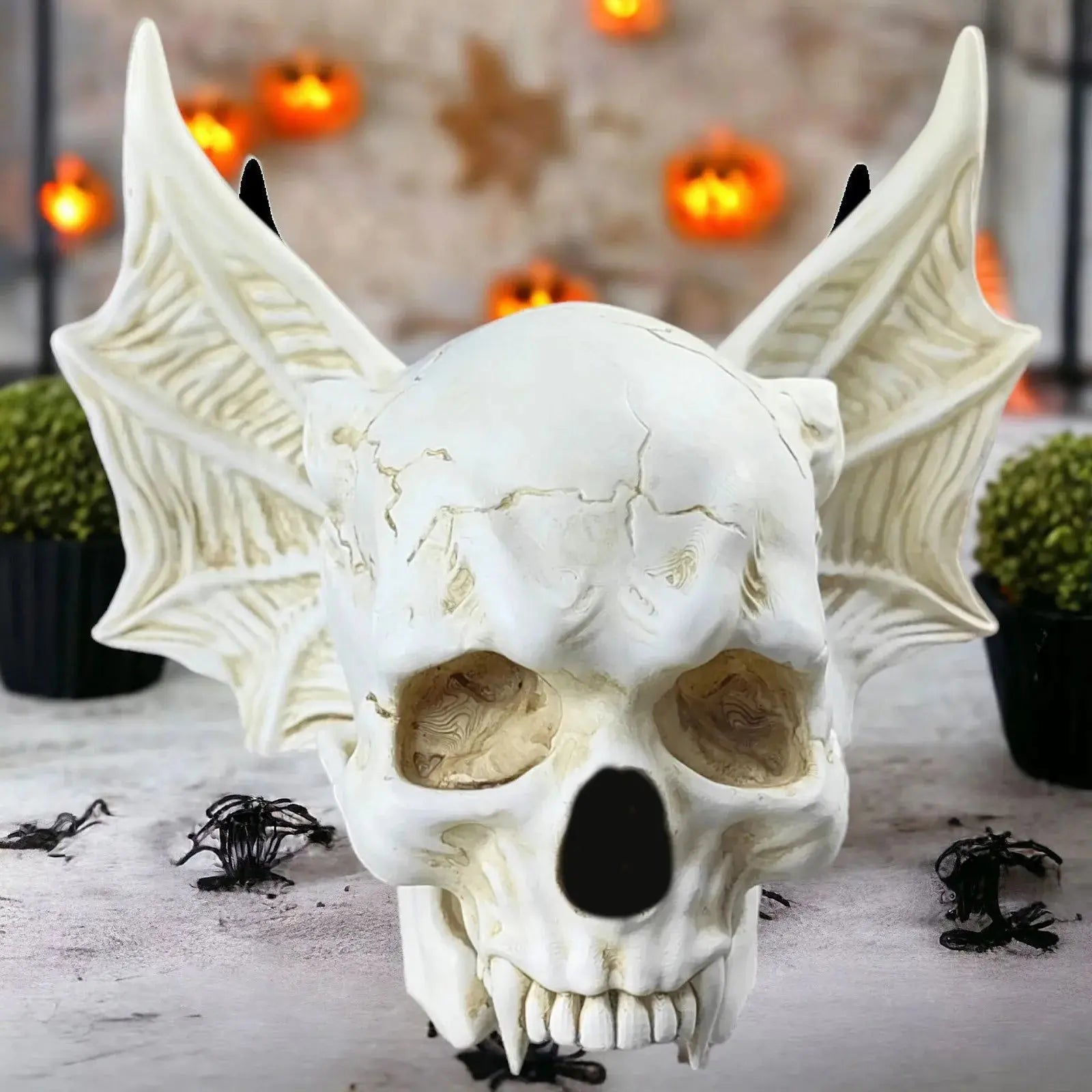 Halloween Bat Skull Decor Spooky Gothic Home Decoration Unique Resin Handmade Craft Creepy Party Supplies Scary Shelf Display EnjoyingLeb Online